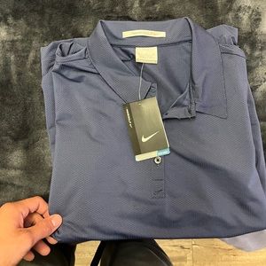 Womens golf polo medium